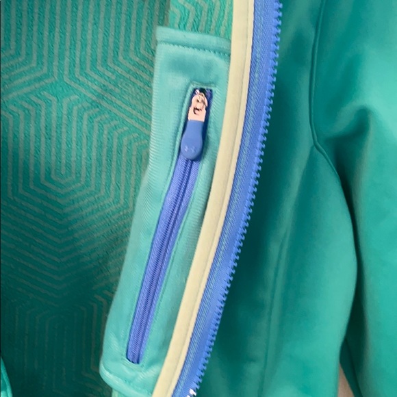 Under Armour Jacket - Picture 5 of 7